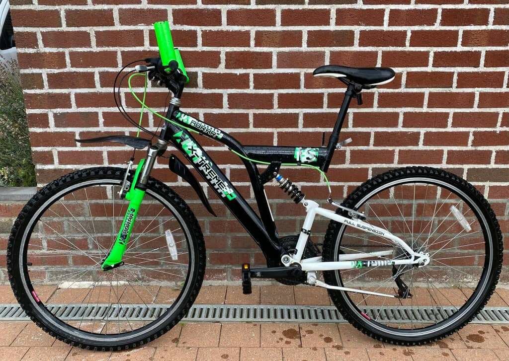 Vélo tout-terrain robuste