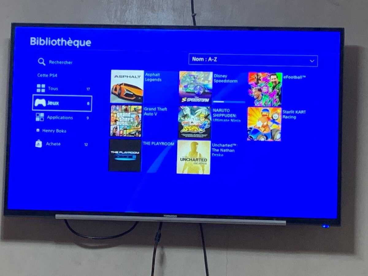 Console PS4 avec Manette Camouflage