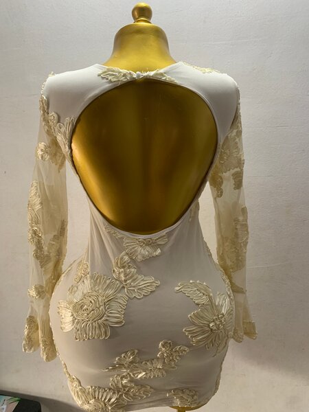 Robe élégante à motifs floraux