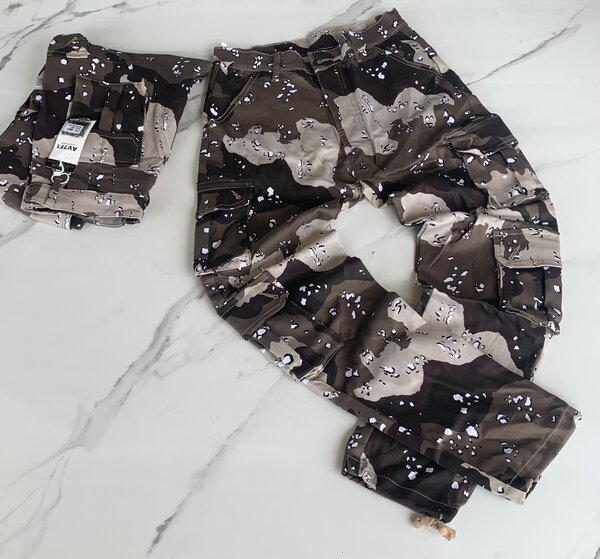 Quality side pocket trousers