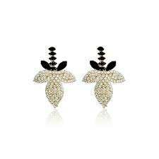Artificial earring
