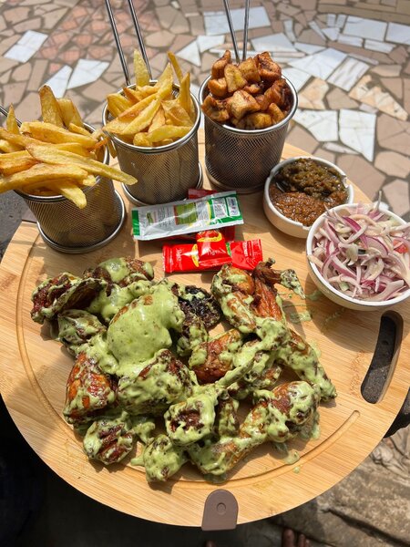 1 poulet Mayo +2 frites +Alloc