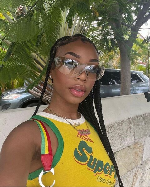 Lunettes de soleil stylées