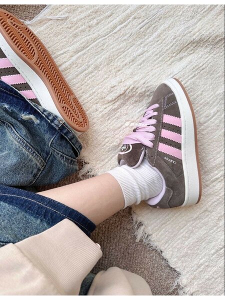 Chaussures de qualité / très résistant