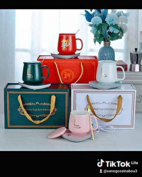 Tasse à café avec plateau chauffant