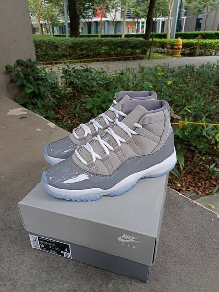 Jordan 11 grey