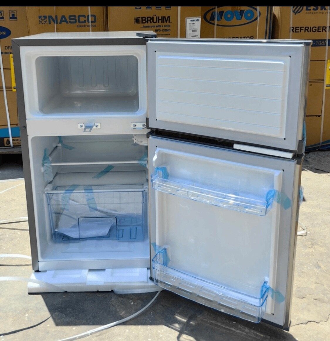 Pearl double door table top fridge