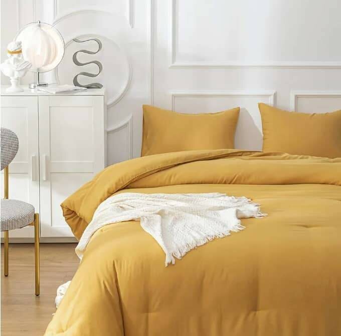 Couette jaune élégante