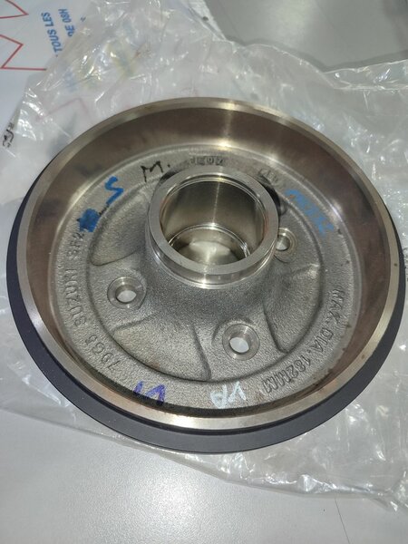 Tambour de frein robuste acier