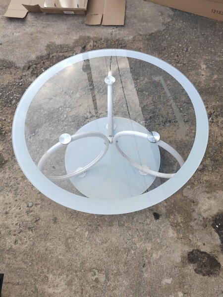 Table basse en verre