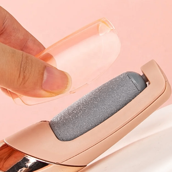 Râpe Electrique Pied Rechargeable