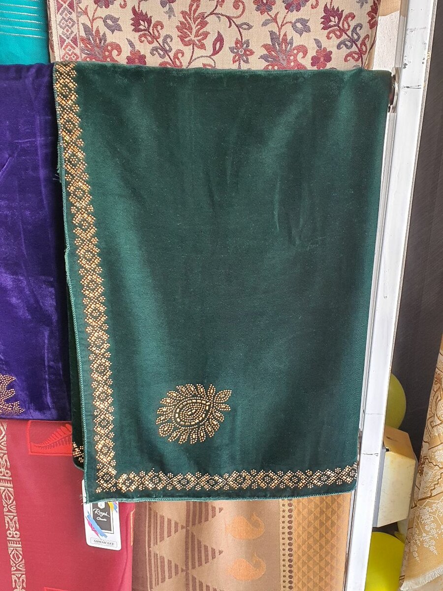 Welwet shawl