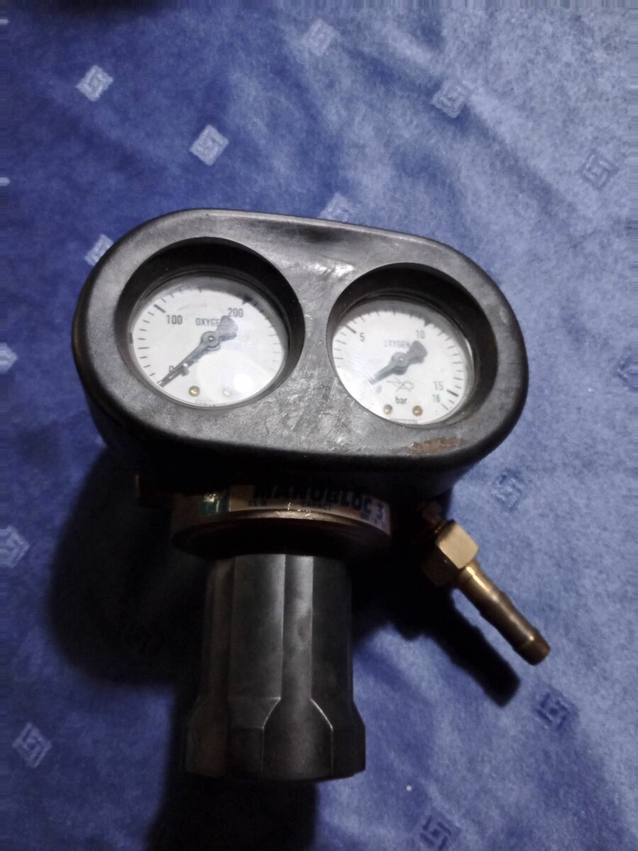 Oxygen Regulator / Guage