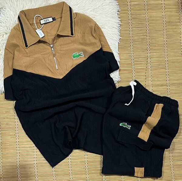 Ensemble sport décontracté