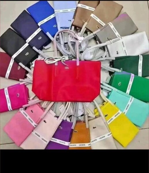 Sac à main coloré élégant