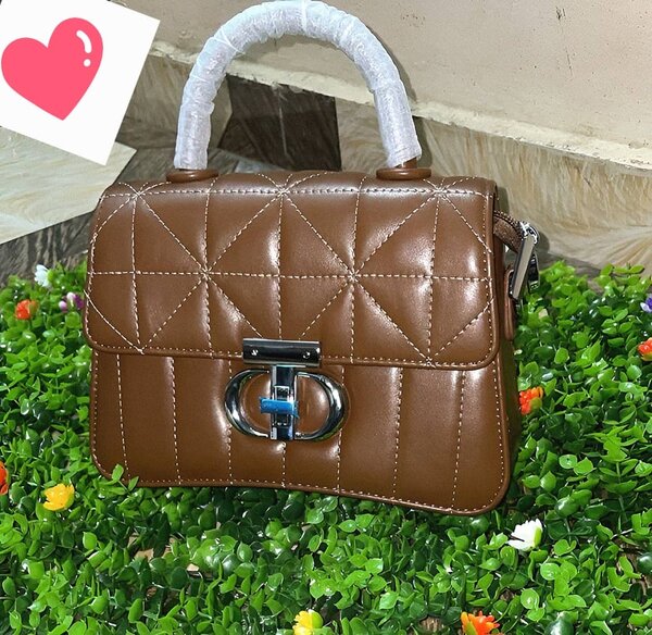 Sac à main élégant femme