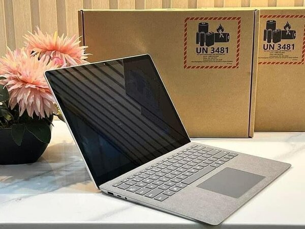*Microsoft Surface Laptop 3*