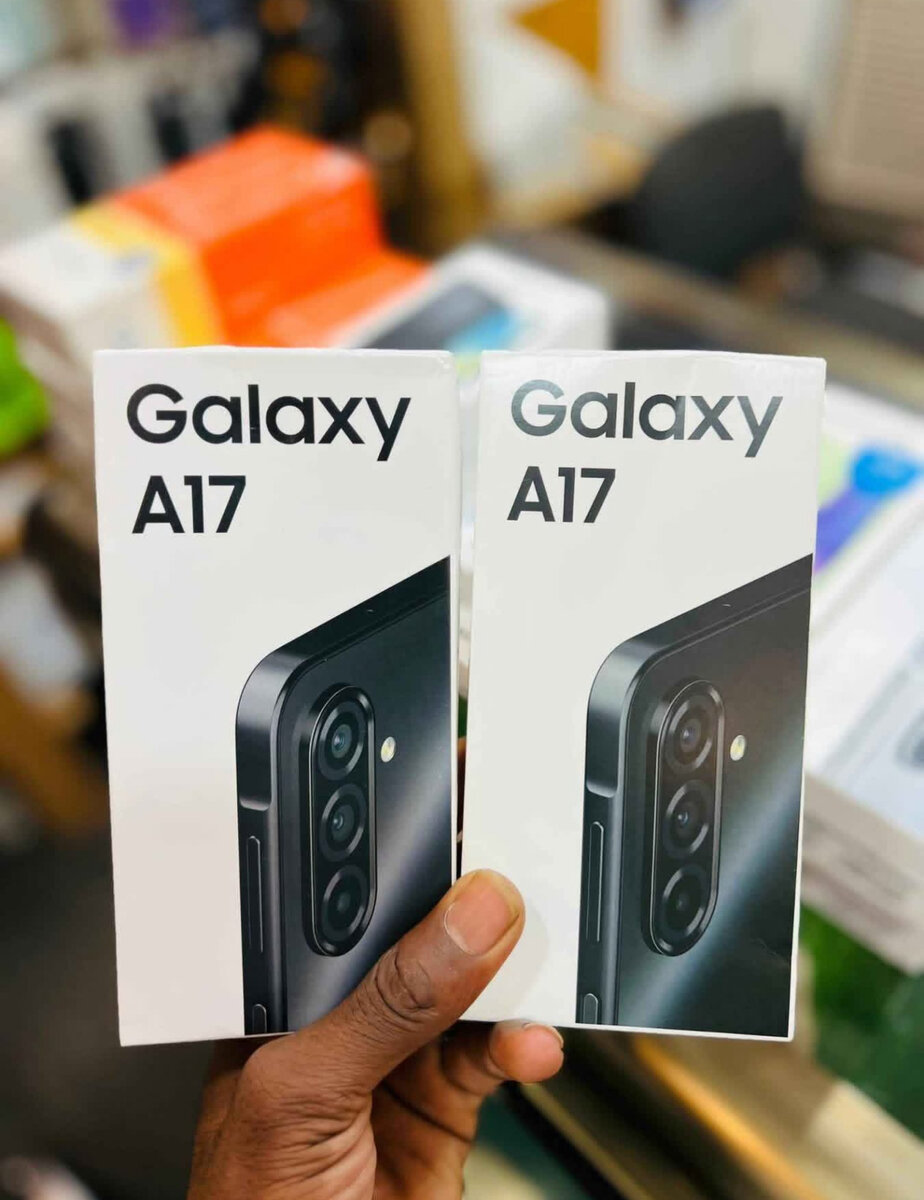 Samsung Galaxy A17 Smartphone
