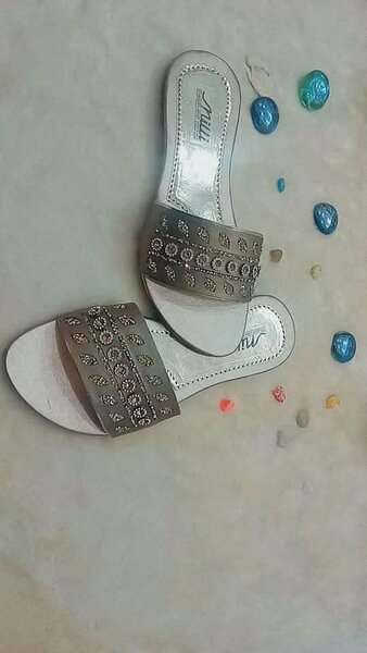Ladies shoes