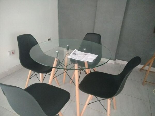 Table+chaise moderne