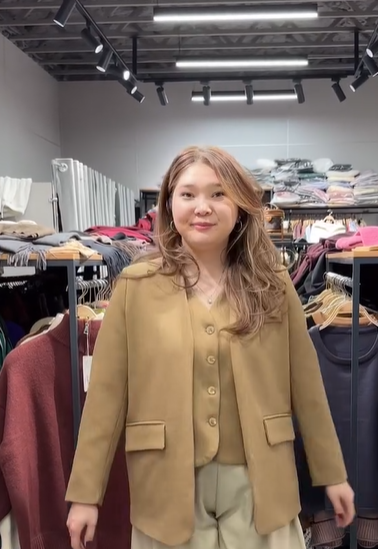 пиджак коричневый