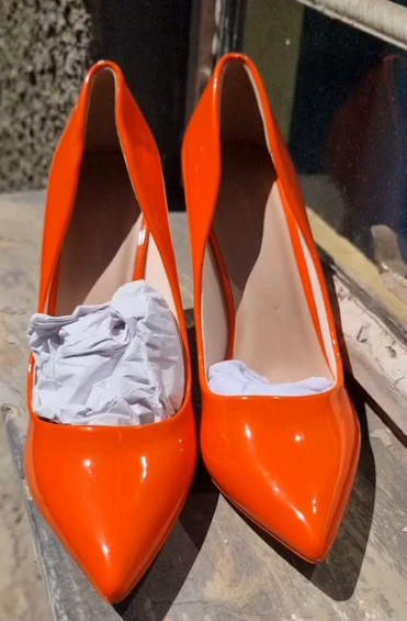 shoes gloss patent heel
