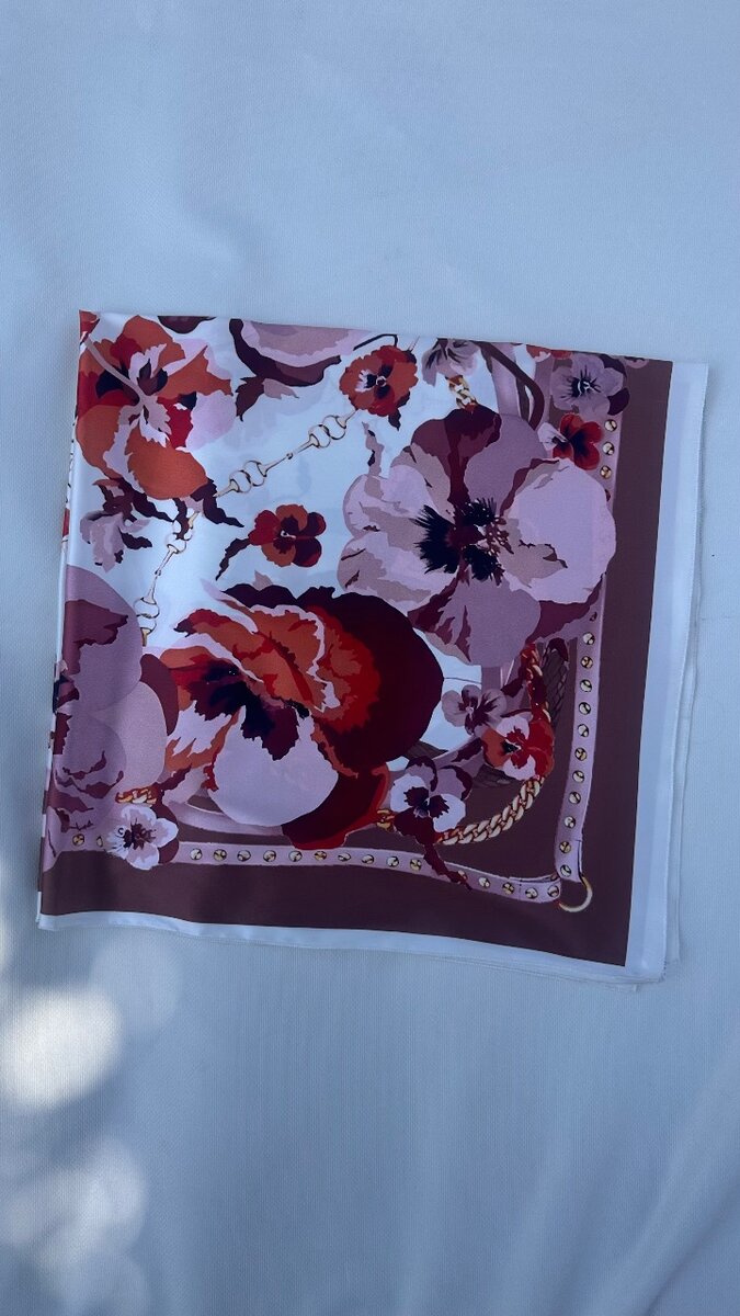 Шелковый платок