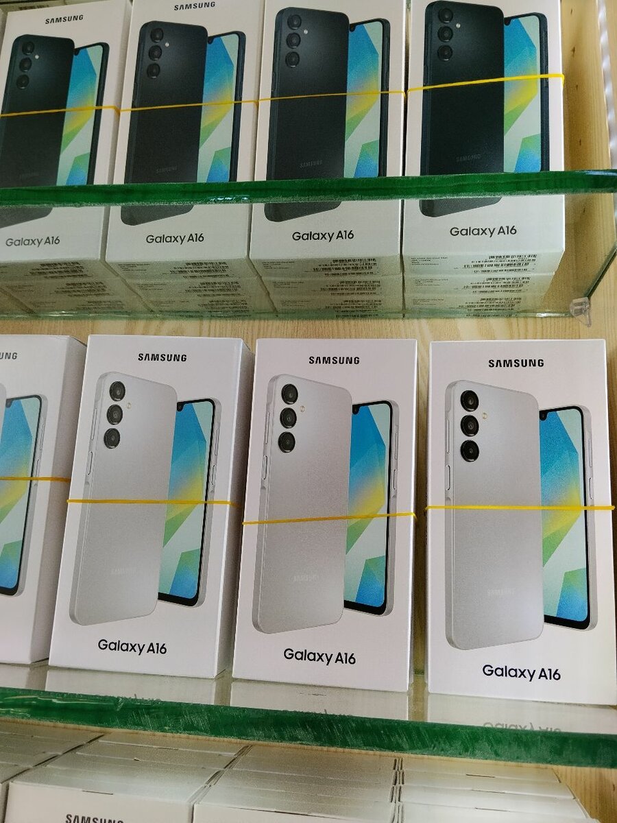 Samsung Galaxy A16 Smartphone