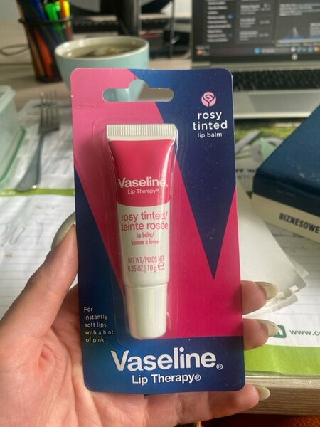 Vaseline Lip Therapy Rosé