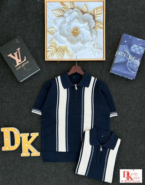 Polo rayé bleu marine