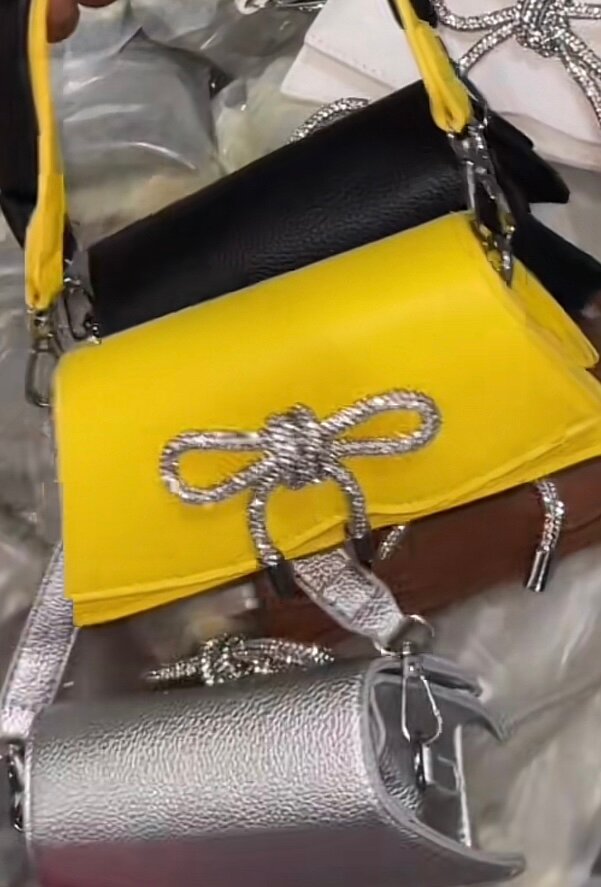 Sac à main plusieurs couleurs