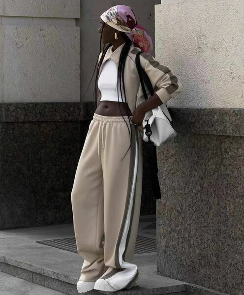 Спортивный костюм