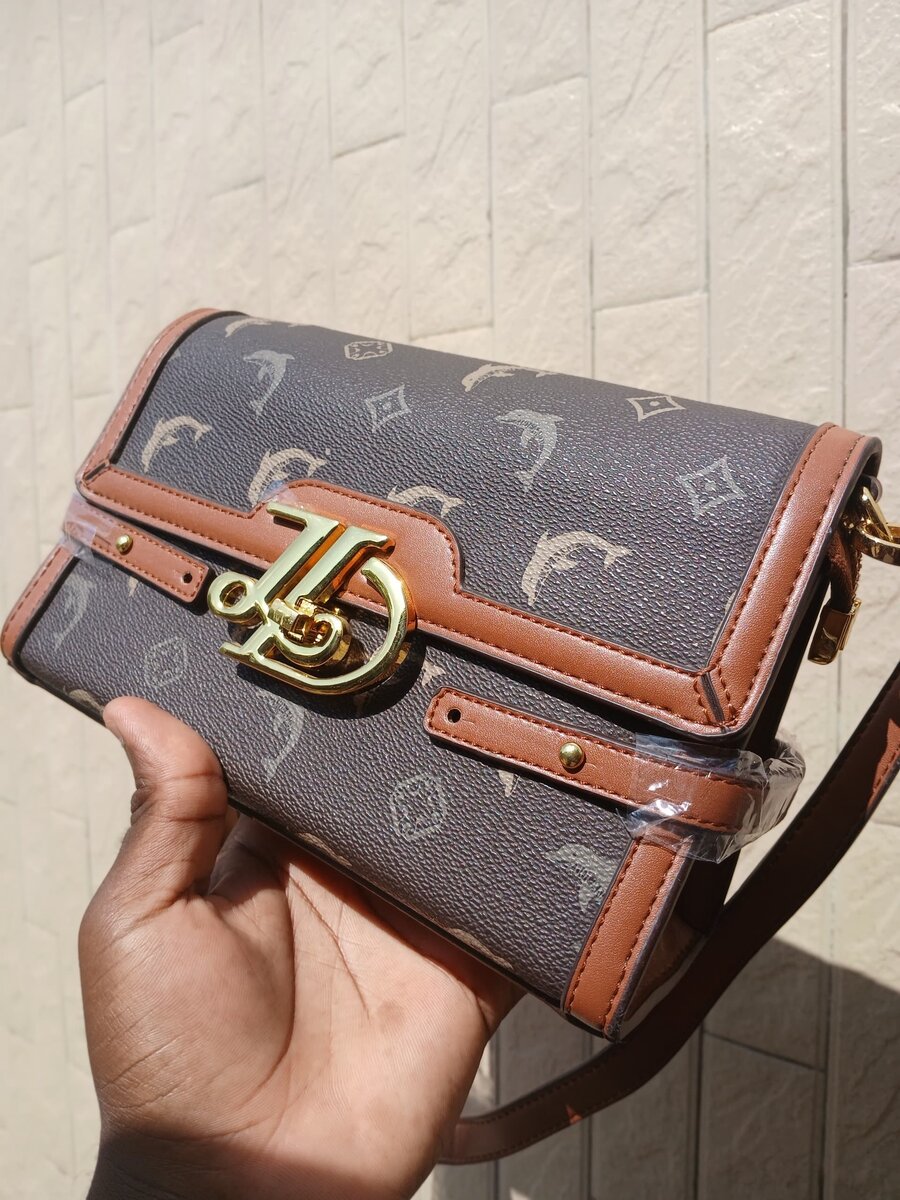 Sac à main élégant en cuir