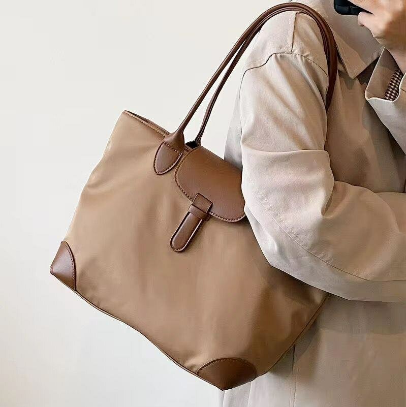 Sac fourre-tout en cuir élégant