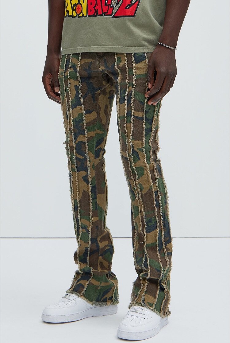 Going Down Fray Stacked Skinny Flare Pants - Camouflage