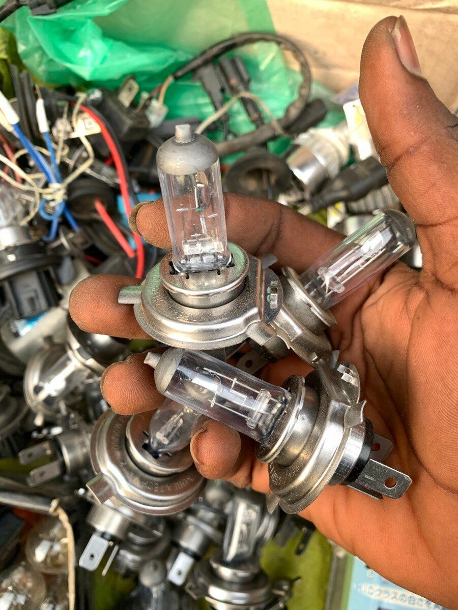 H4 Halogen Bulb for Car Headlights