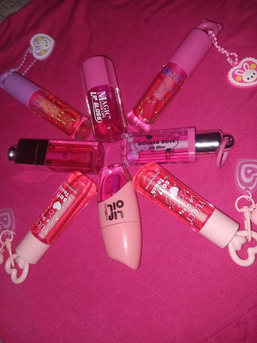 Ensemble de gloss à lèvres colorés