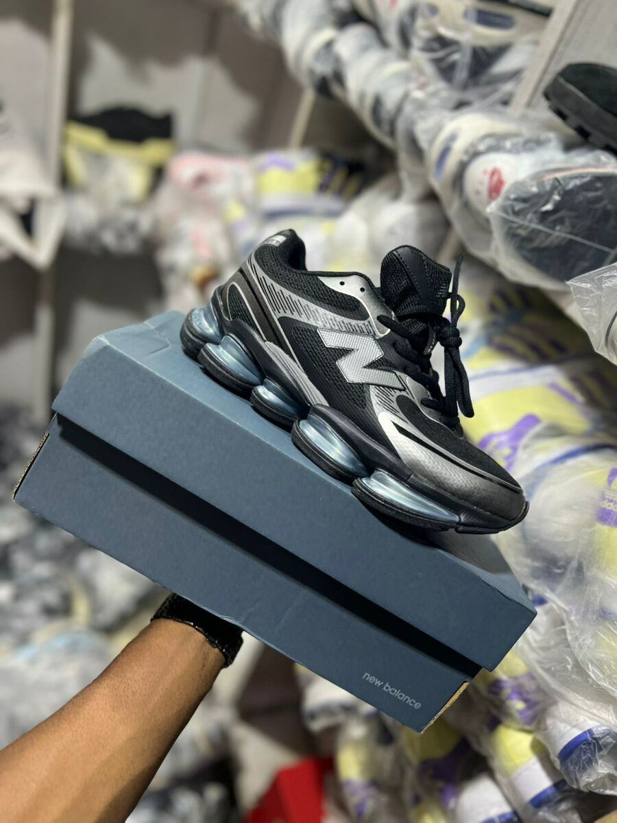 Baskets New Balance 2000