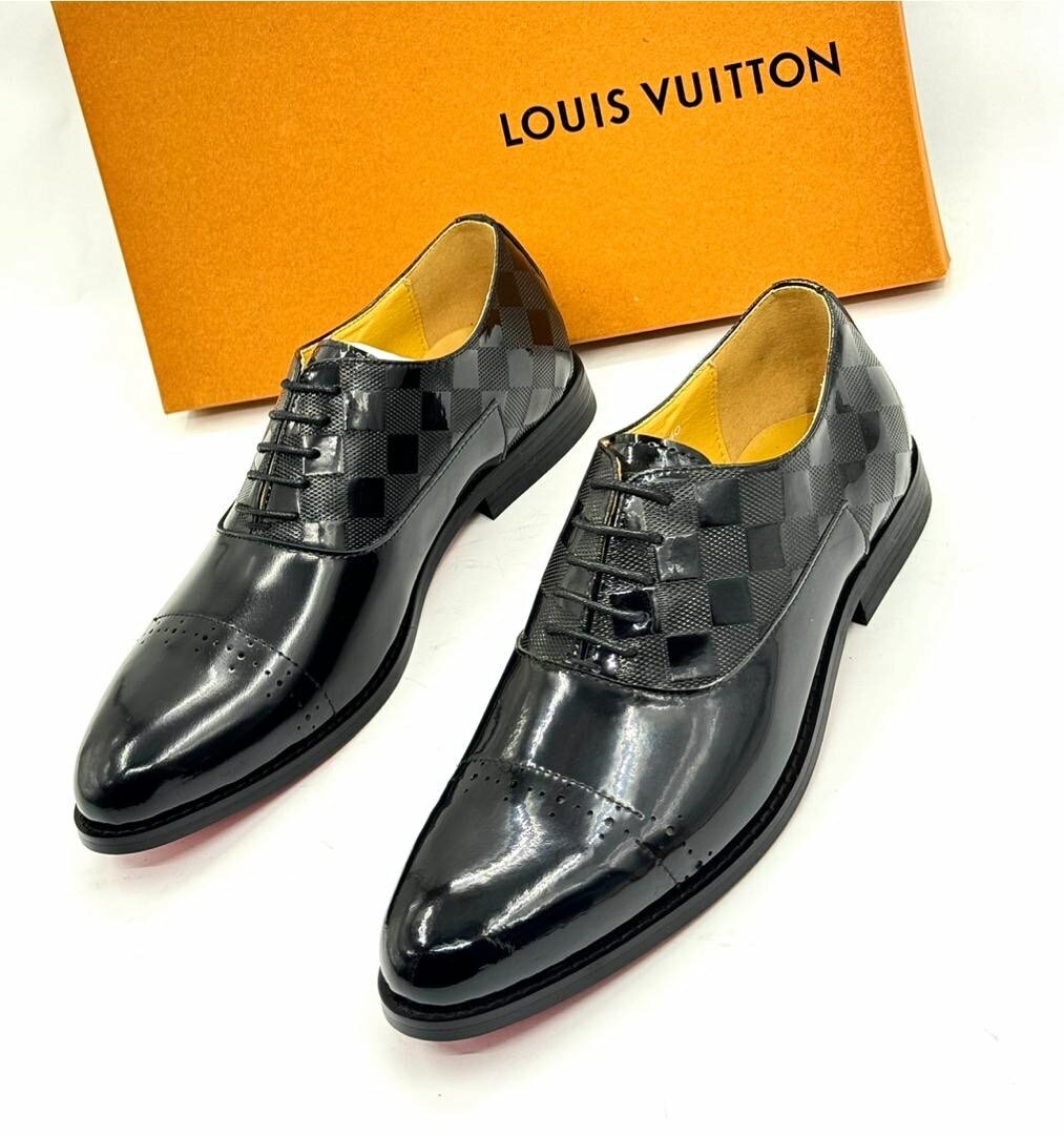 LOUIS VUITTON CLASSIC SHOE