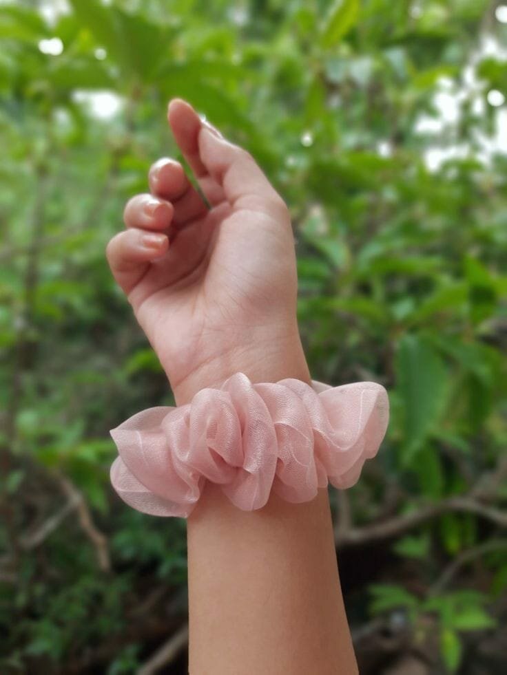 Organza scrunchies