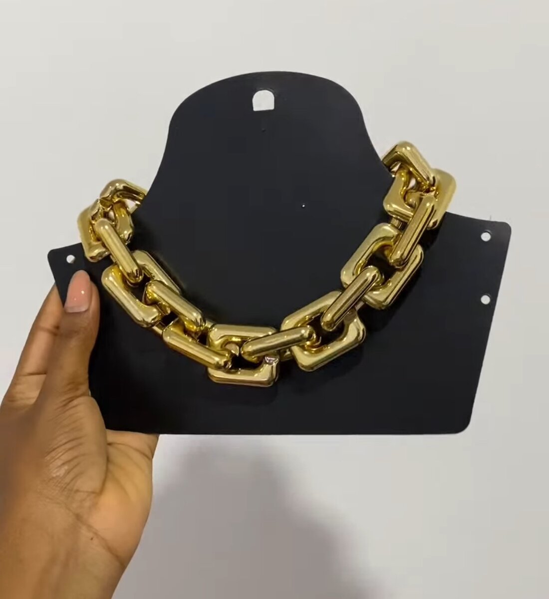 Chunky chain necklace and bracelet