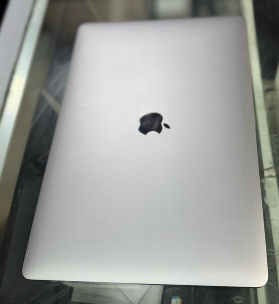macbook pro core i9 2019