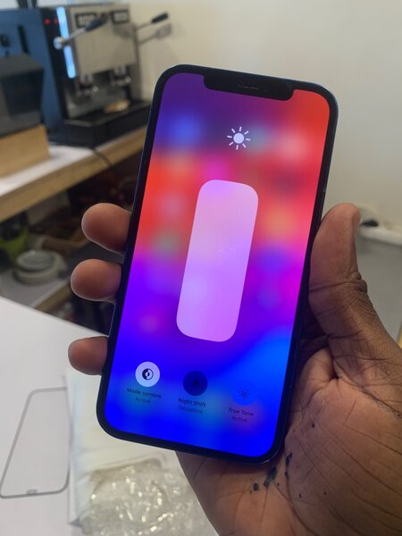 iPhone 12 simple 64GB