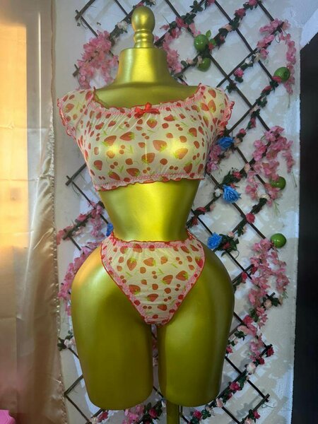 Ensemble lingerie fruité sexy