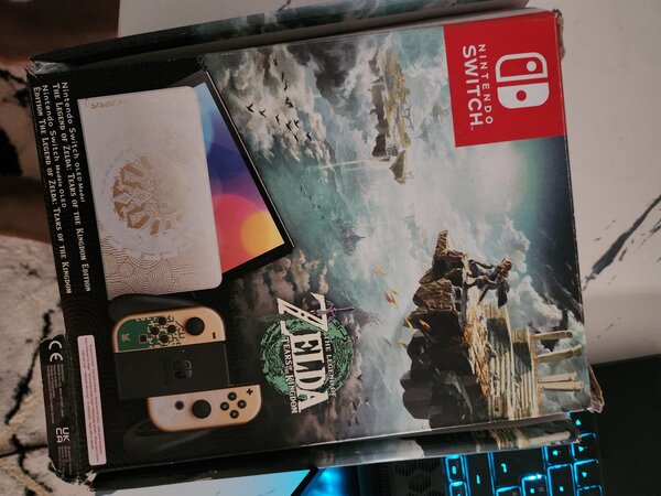 Console Nintendo Switch Édition Zelda