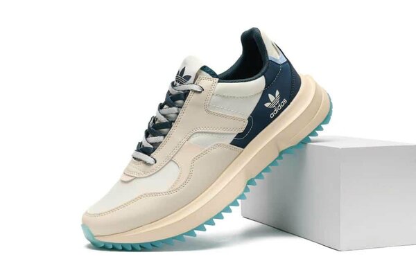 Chaussure adidas