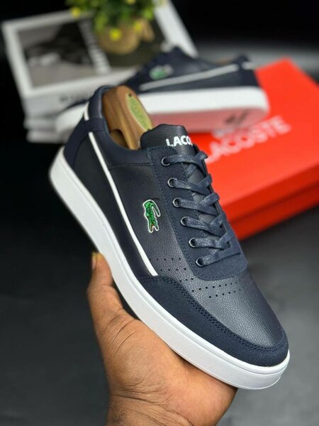 CLASSIC LACOSTE SNEAKERS.