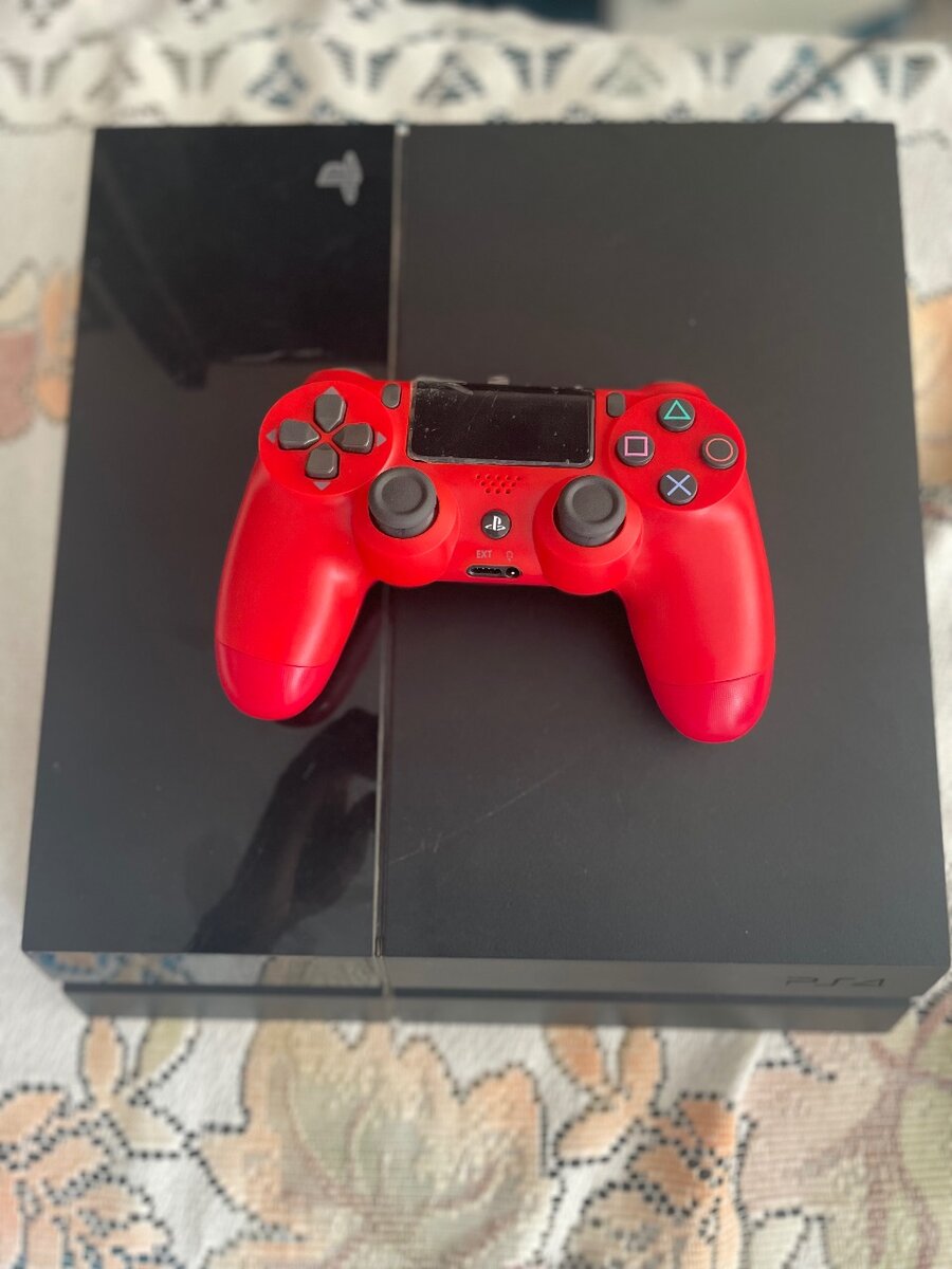 PlayStation 4 simple