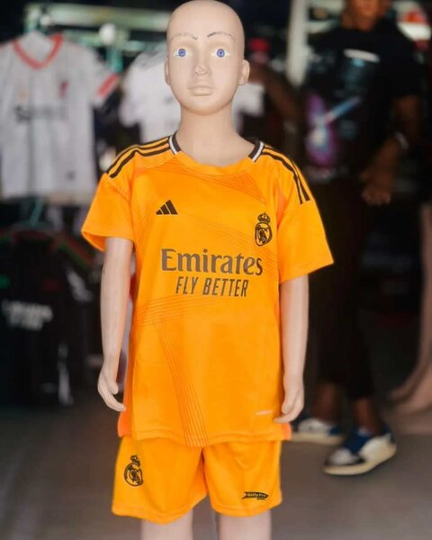 Real Madrid Top and down JEASEY