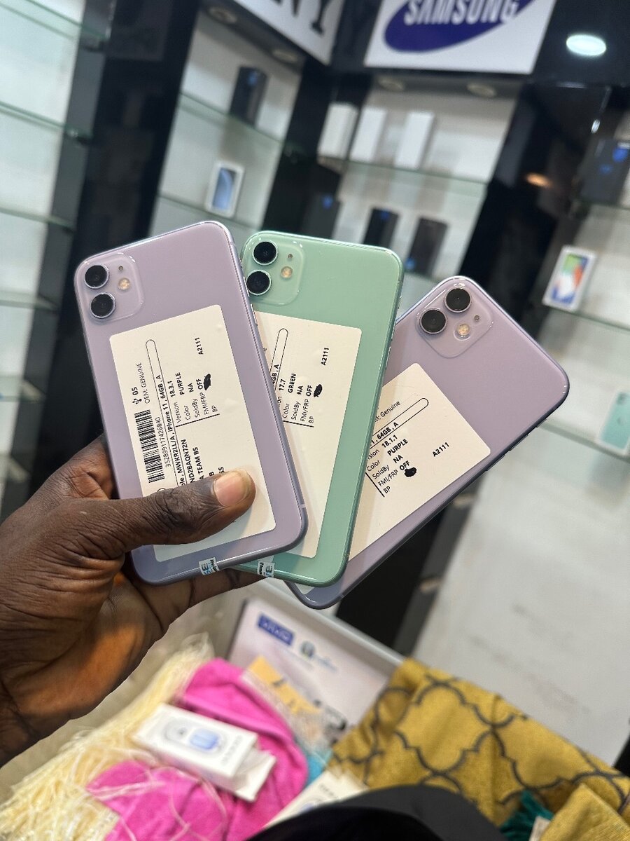 iPhone 11/64 giga casi neuf